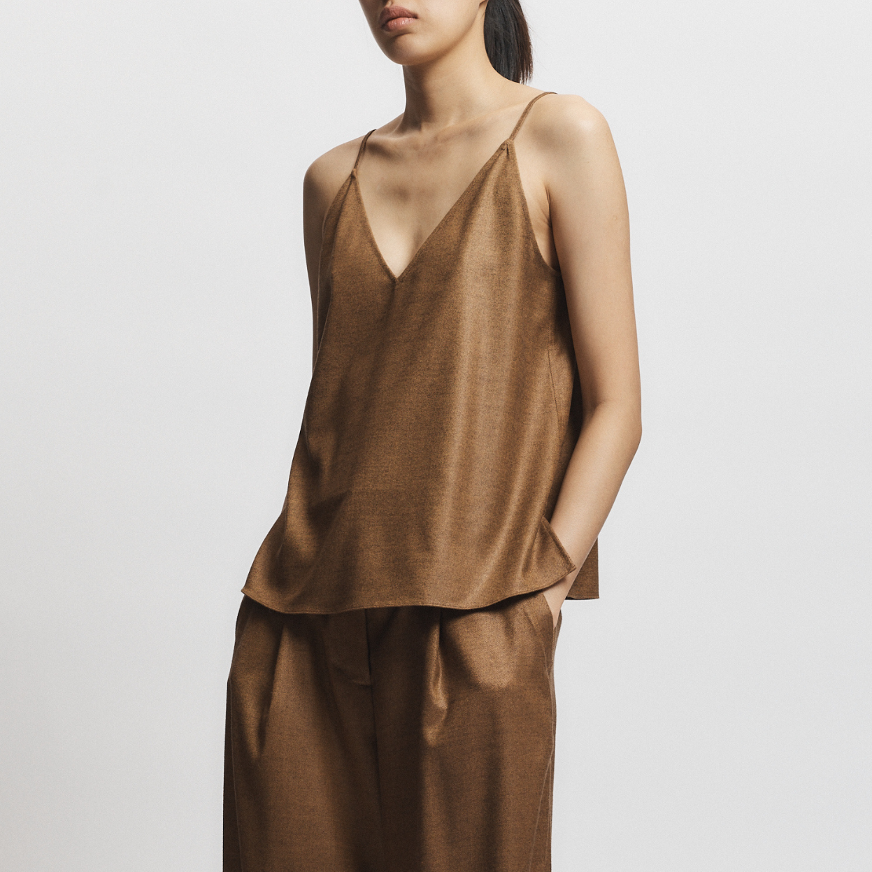 Keller V-Neck Swing Tank Clove