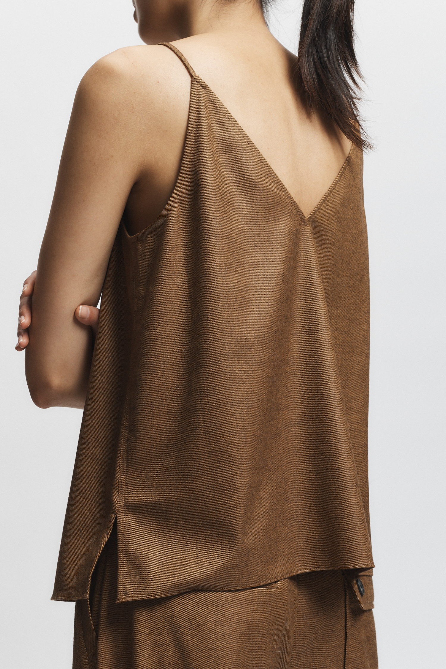 Keller V-Neck Swing Tank Clove