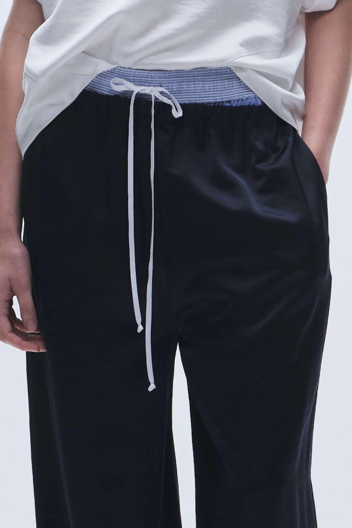 Paige Pull-On Pant Navy