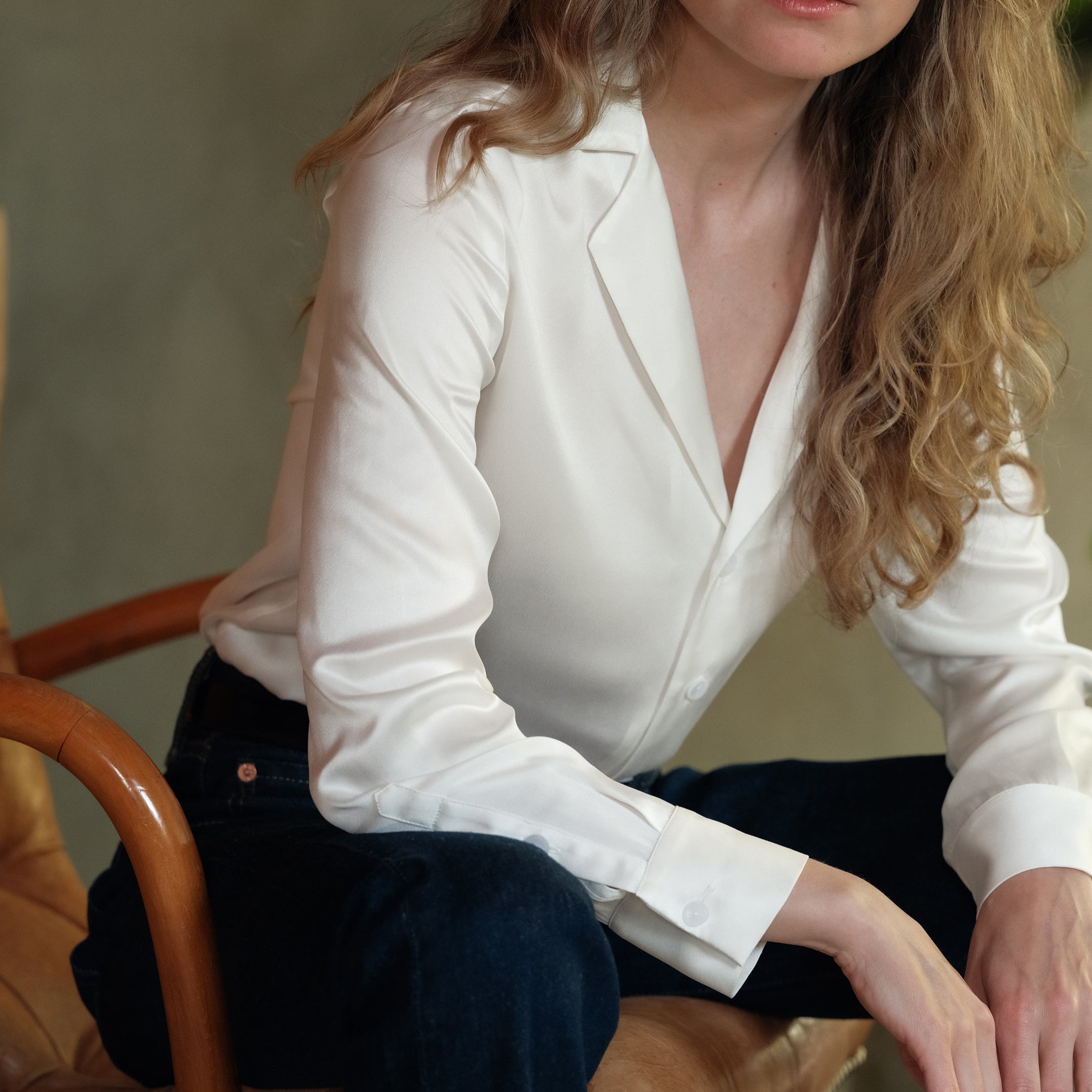The CLASSIC Blouse White