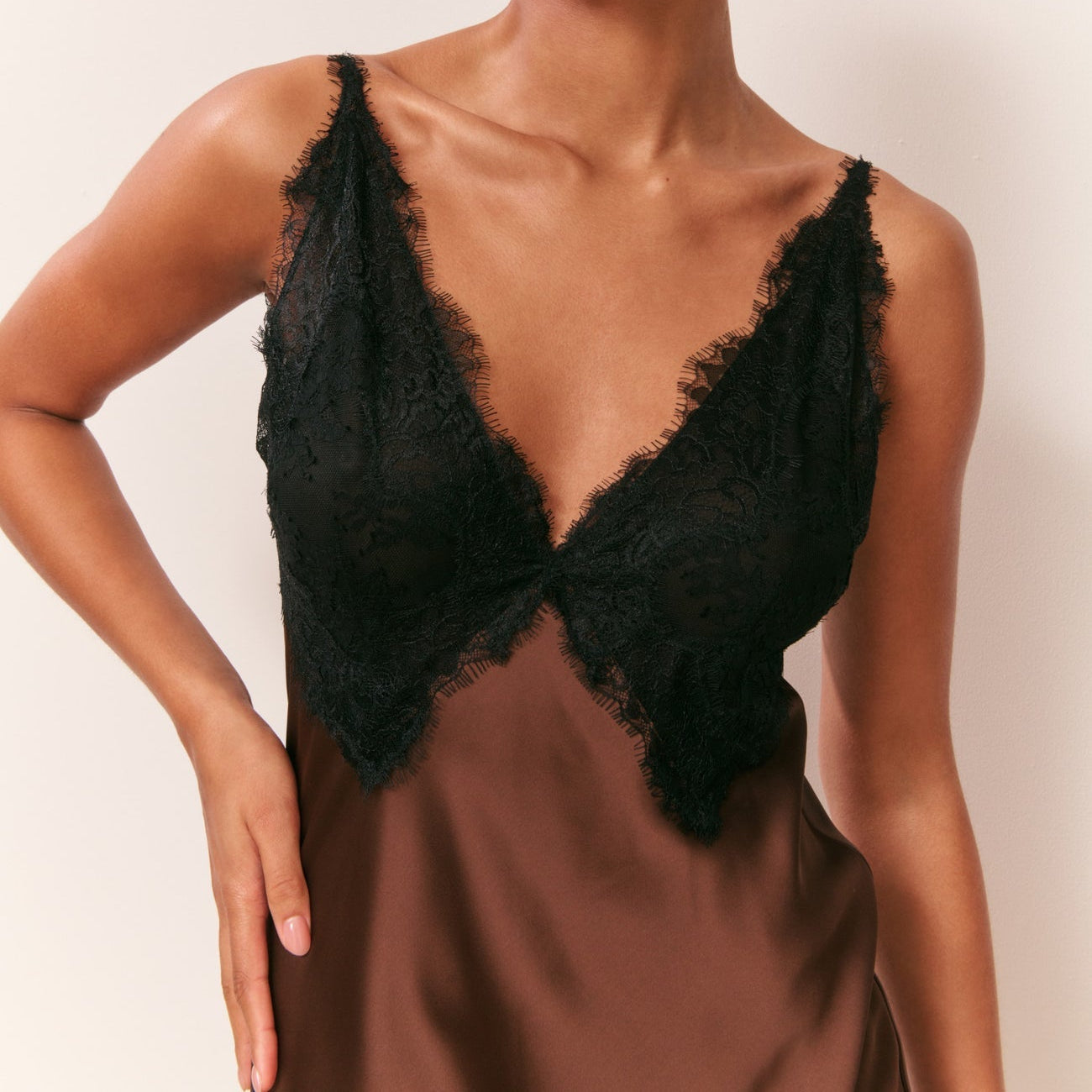 Iridia Dress Chocolate Brown