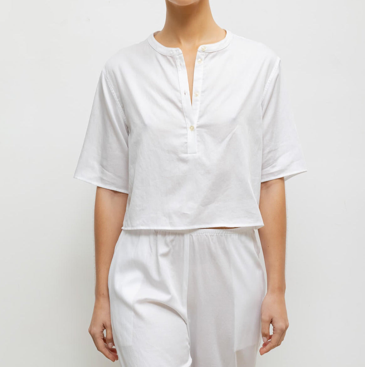 Yoko S/S Henley White