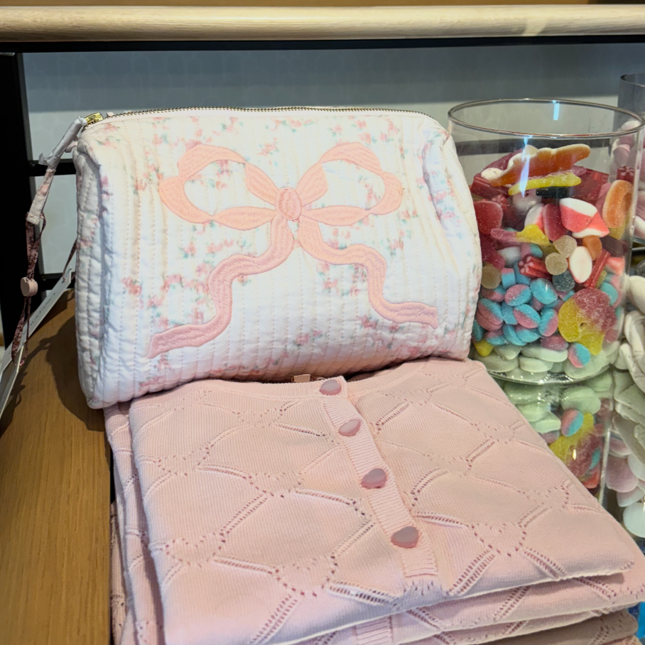 Octavia Pouch