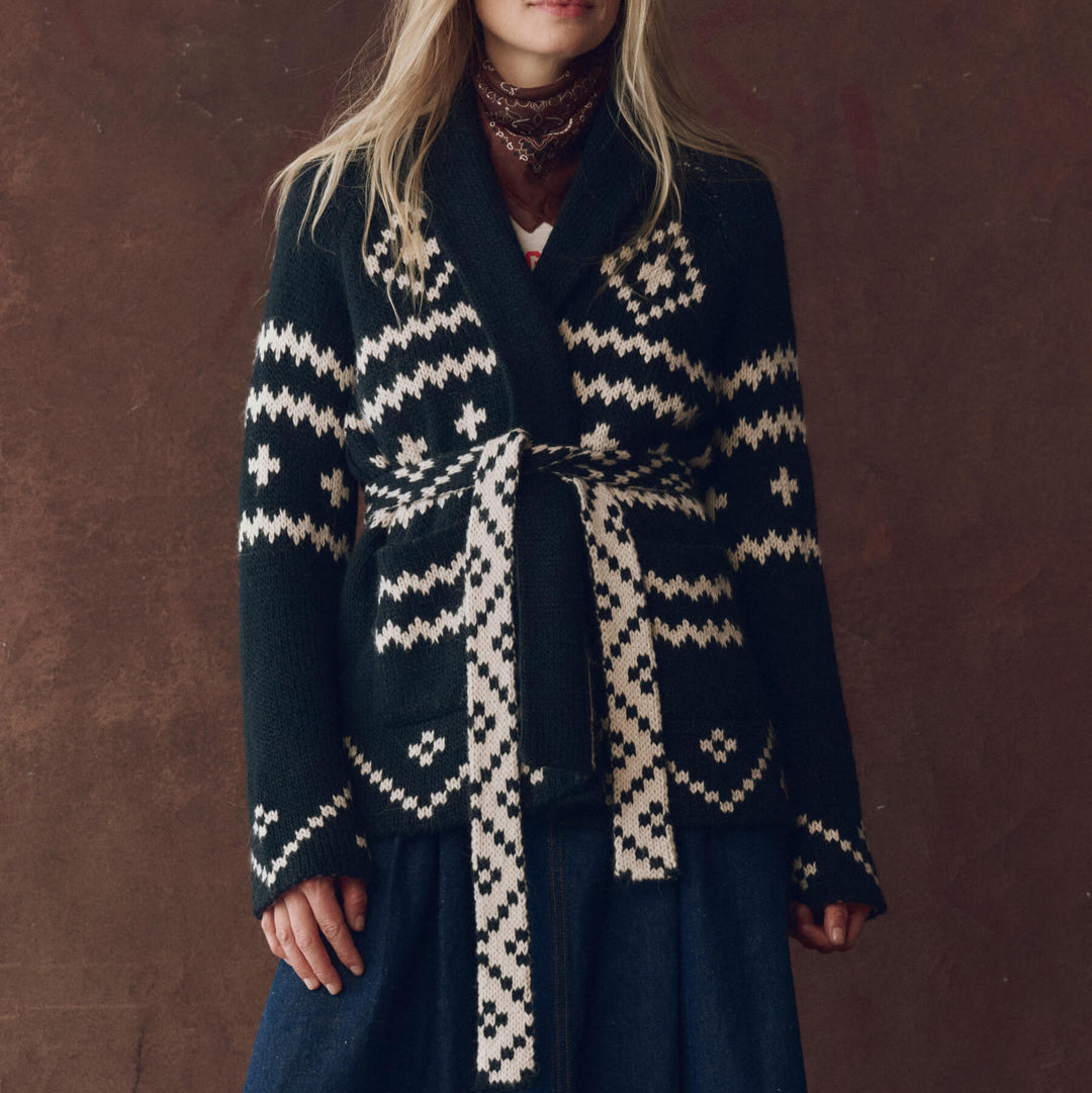 The Reversible Shepard Cardi Navy/Cream