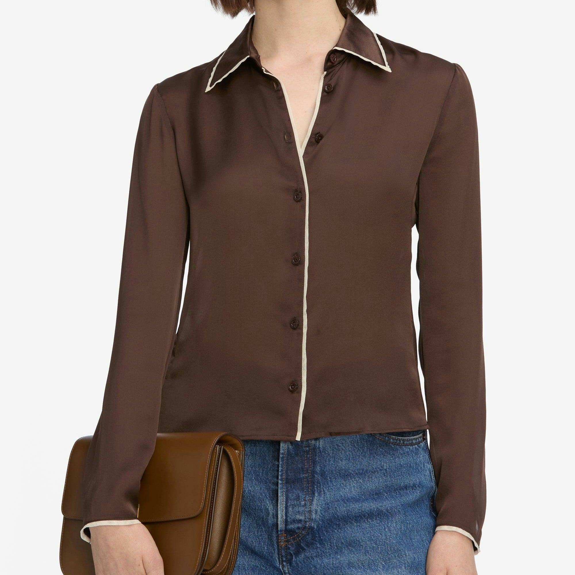 The Slim Essential Shirt Coffee