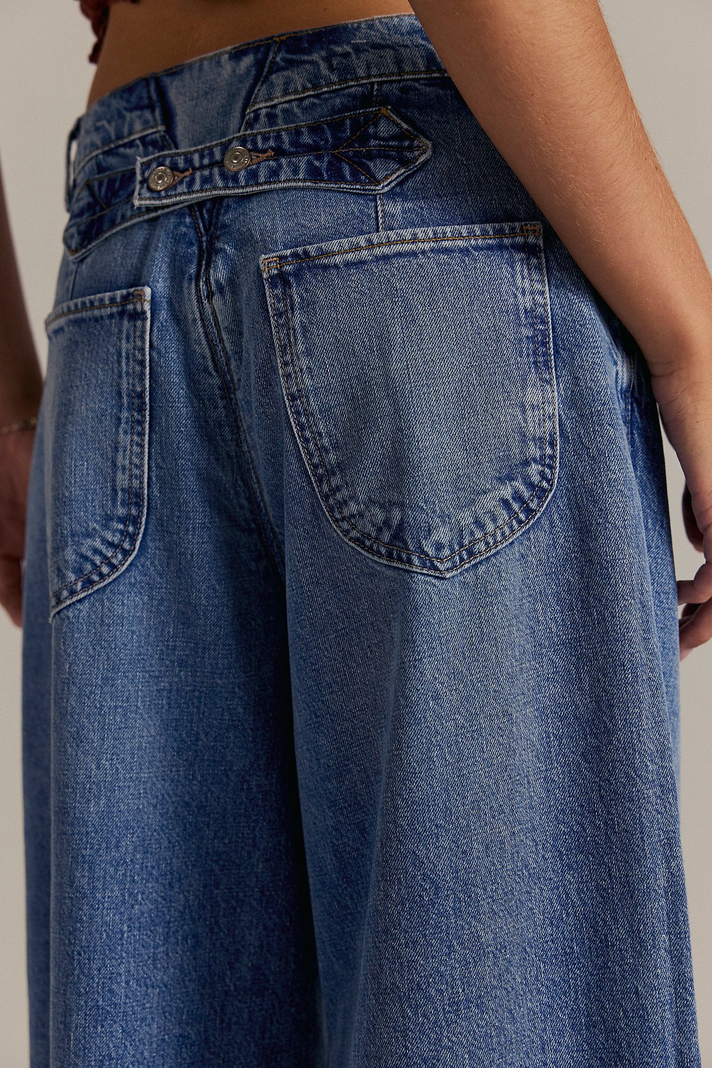 Alia Wide Leg Beacon