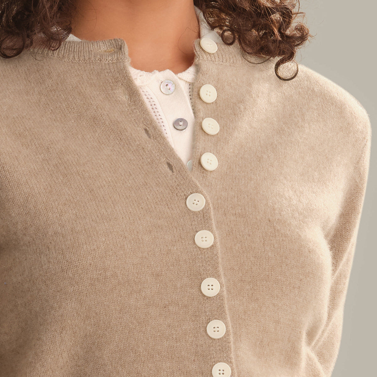 Betsy Classic Cashmere Cardi Camel Heather