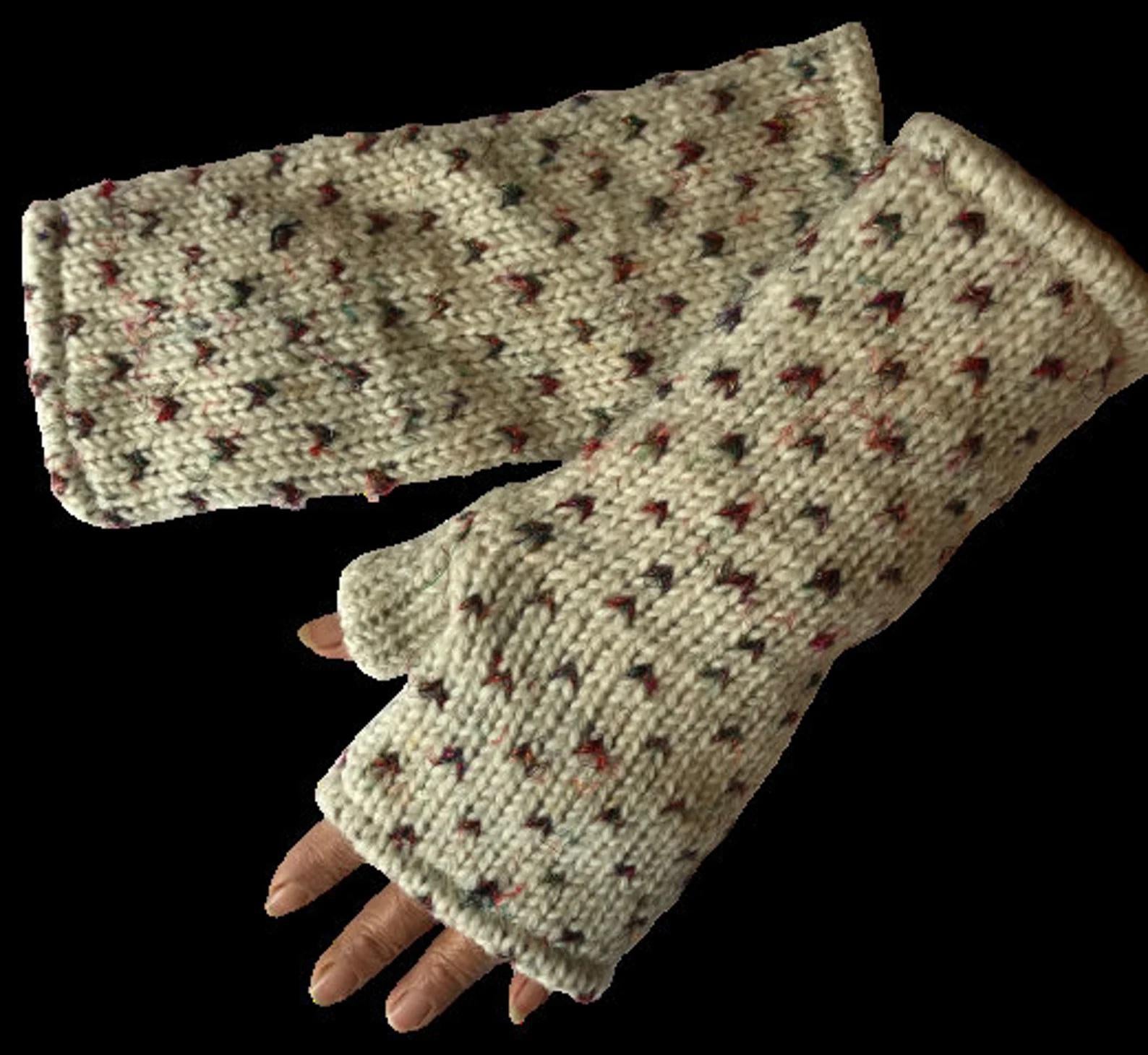 Love Fleece-Lined Fingerless Gloves