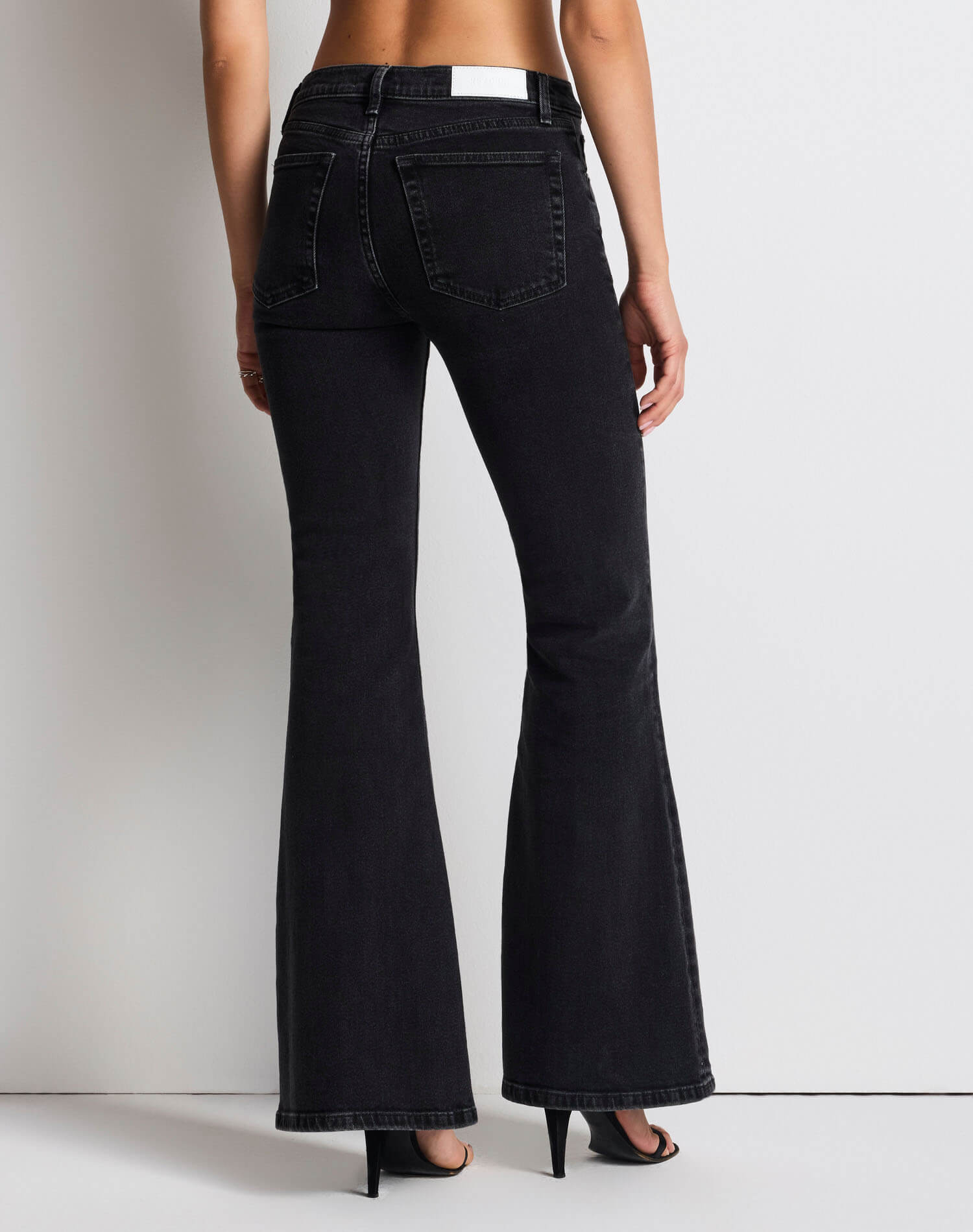 Struttini Jean Back Track