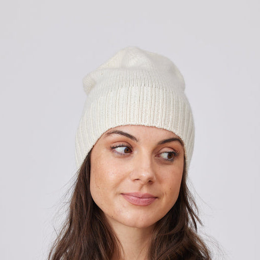 Classic Cashmere Slouch Hat Ivory