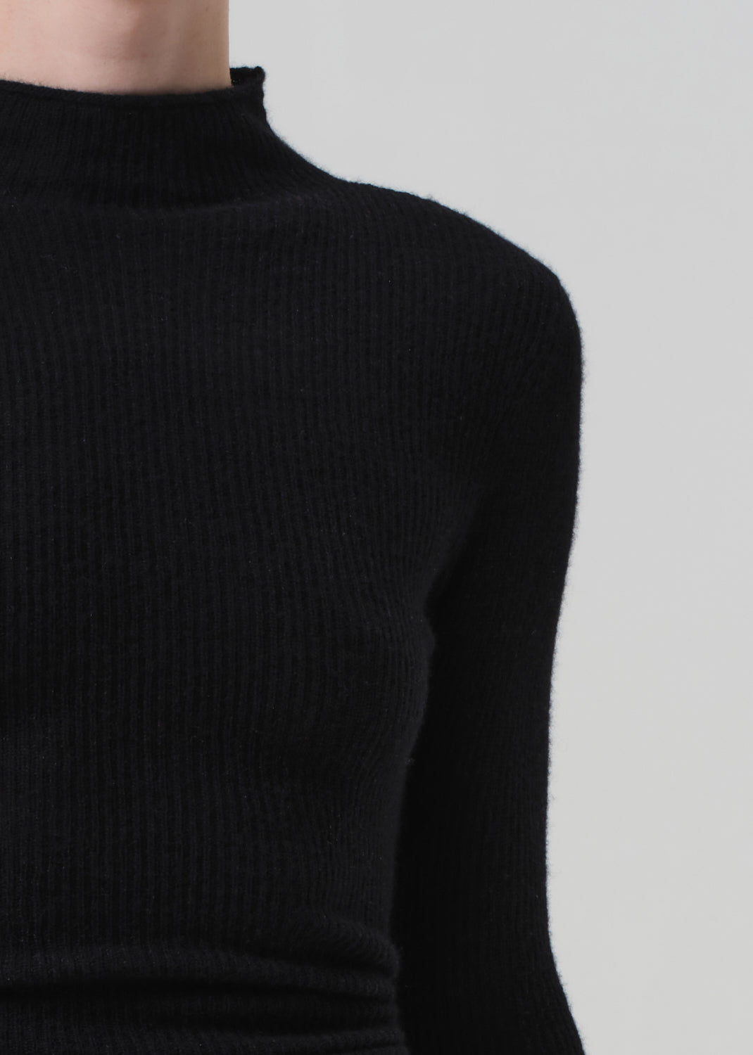 Nara Turtleneck Black