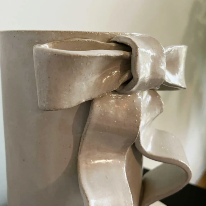 Ribbon Bow Vases