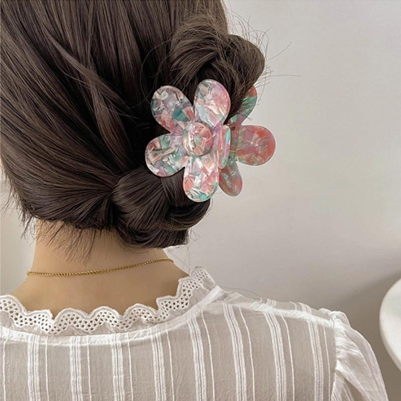 Daisy Flower Claw Clip