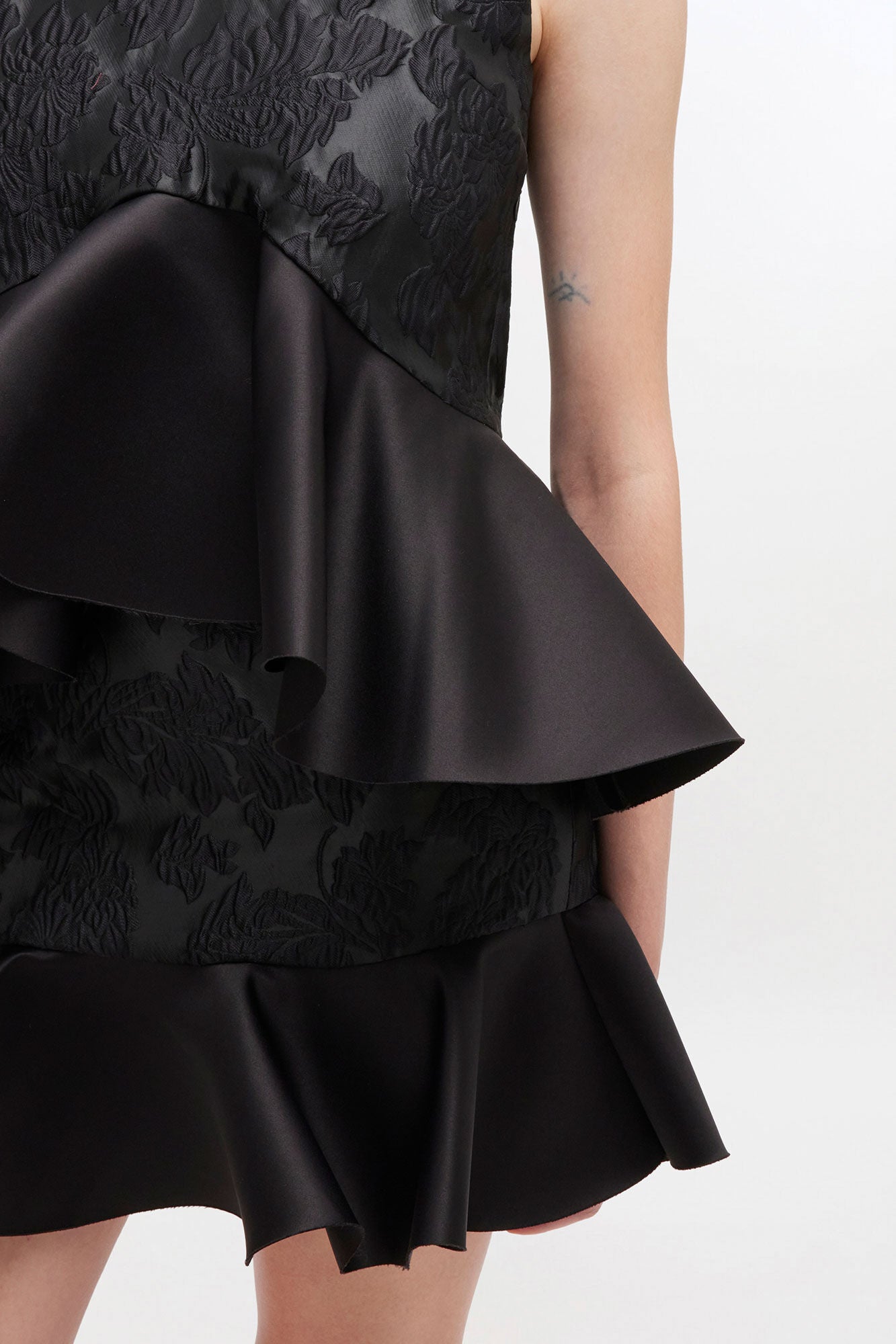 Satin Cloque Slvless Peplum Blouse Black