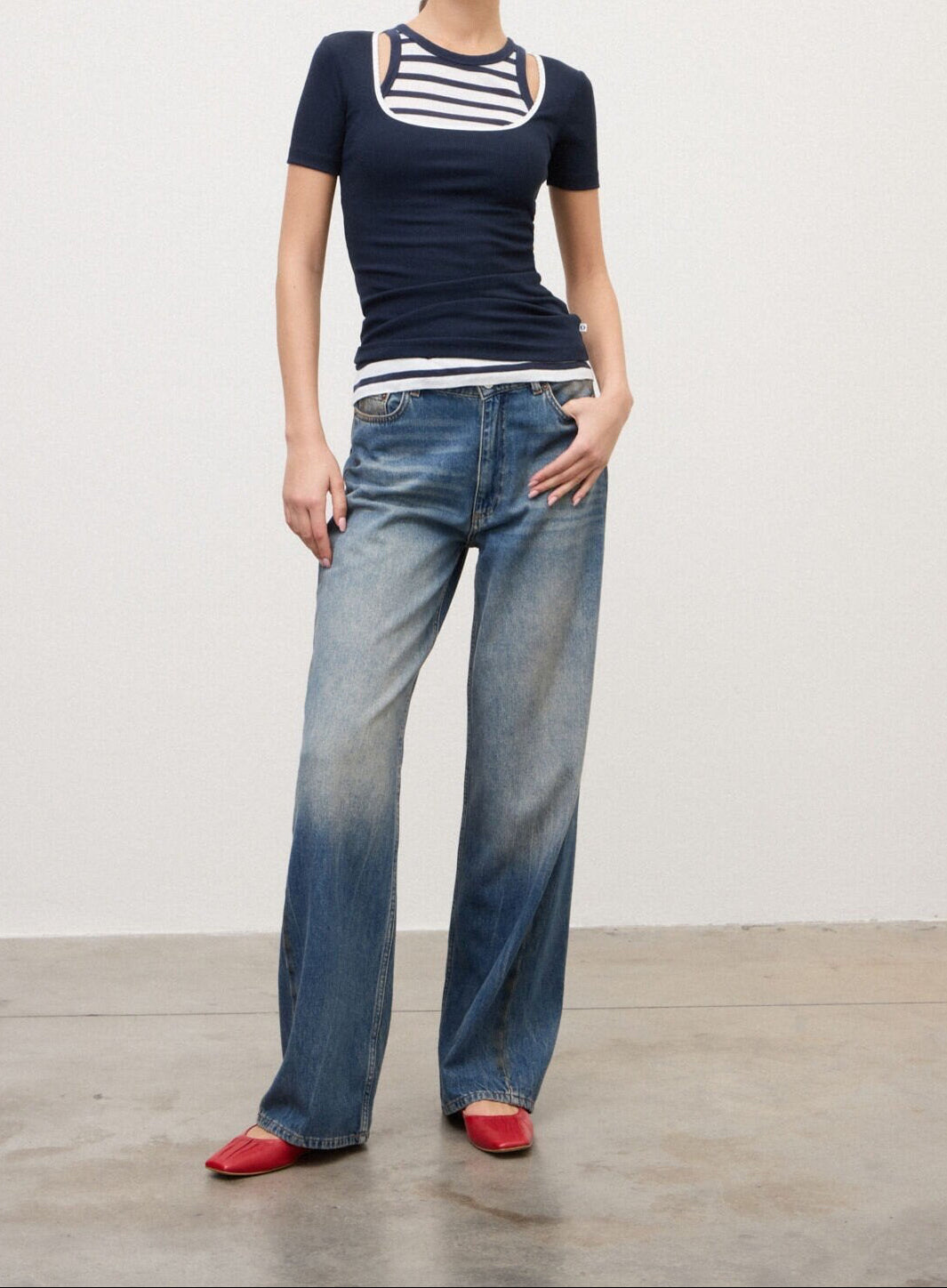 Square Neck Tee Night