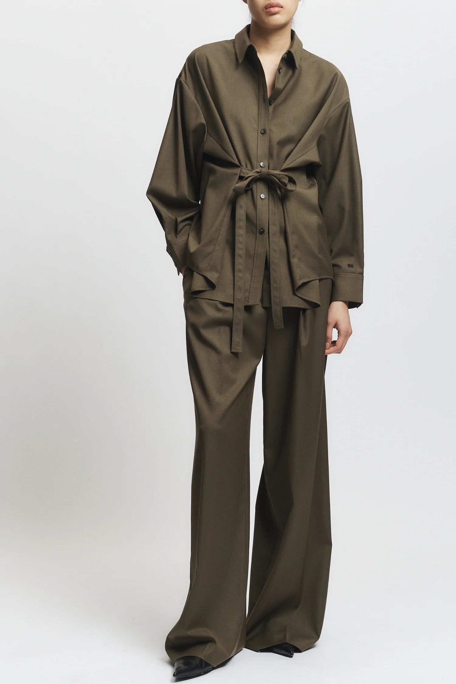 Eliam Wideleg Trouser Olive
