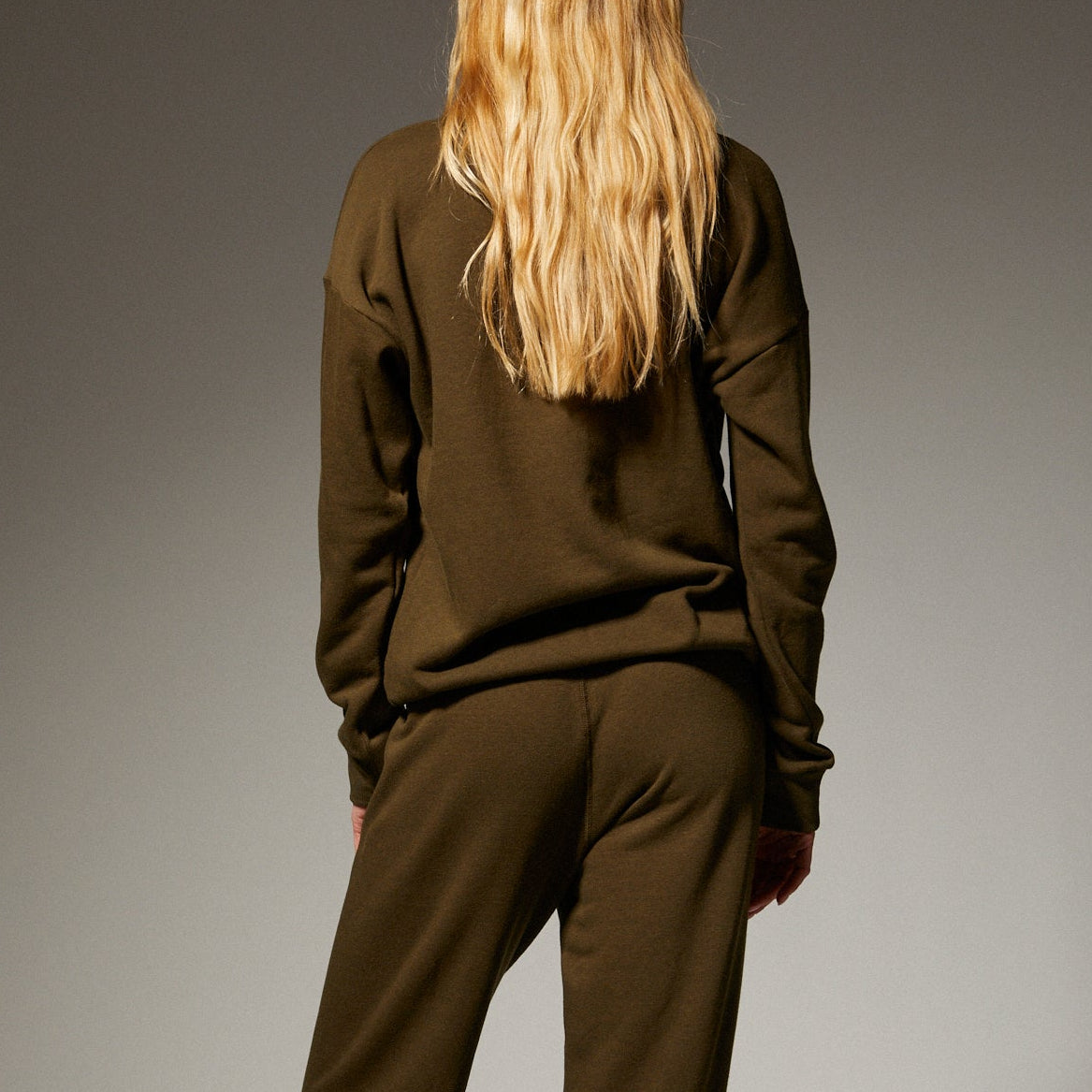 Heart Sweatshirt Olive/White