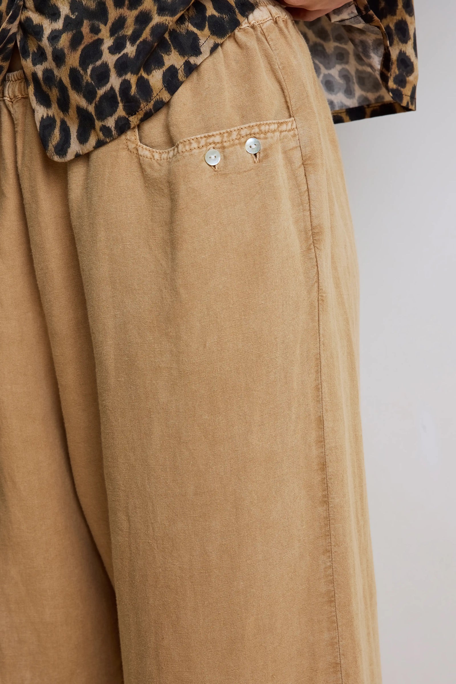 Bastian Lin Pant Nut