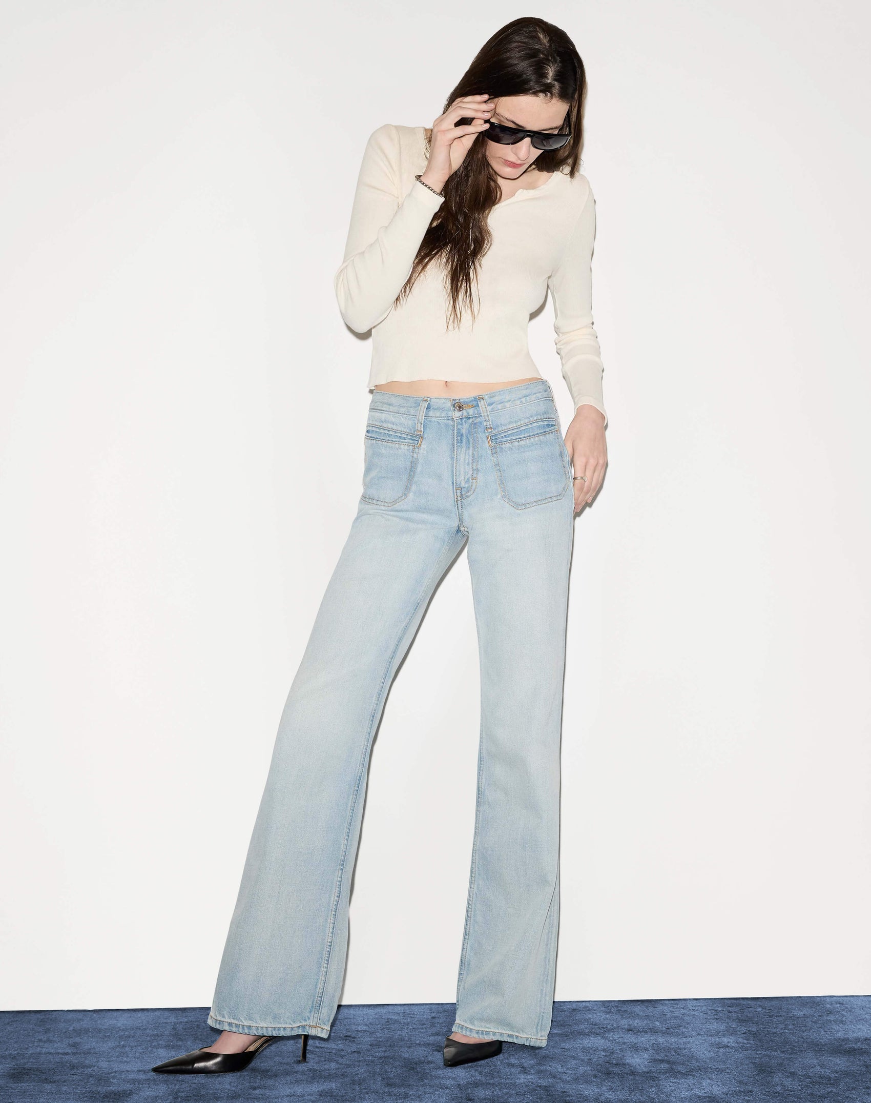 V Cut Baby L/S Vintage Ivory