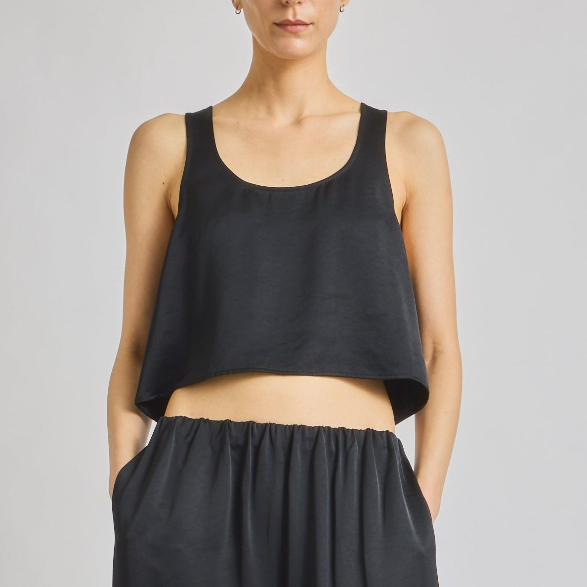 Lodi Cropped Tank Black