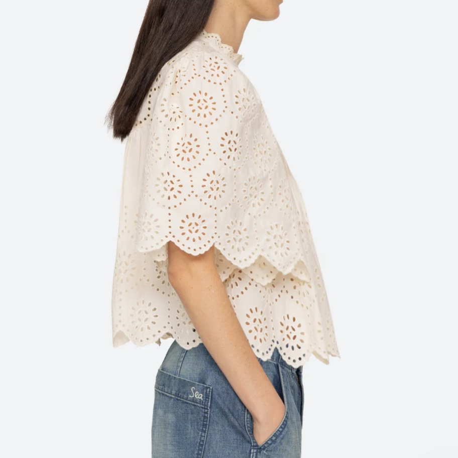 Lainey Embroidery S/Slv Top Cream