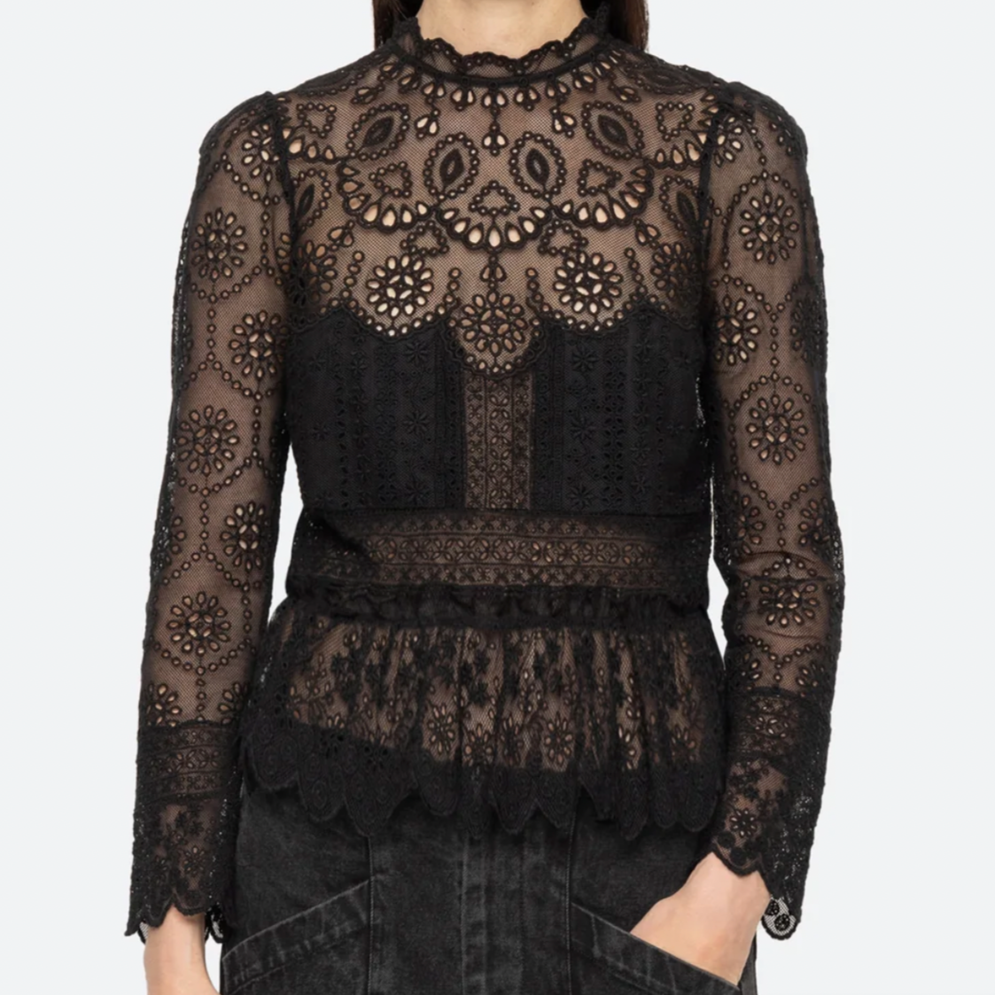 Lainey Embroidery L/Slv Top Black