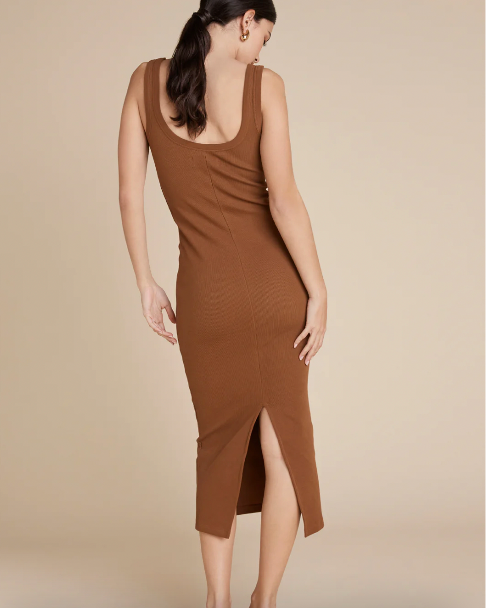 The Long Scoop It Up Dress Toffee