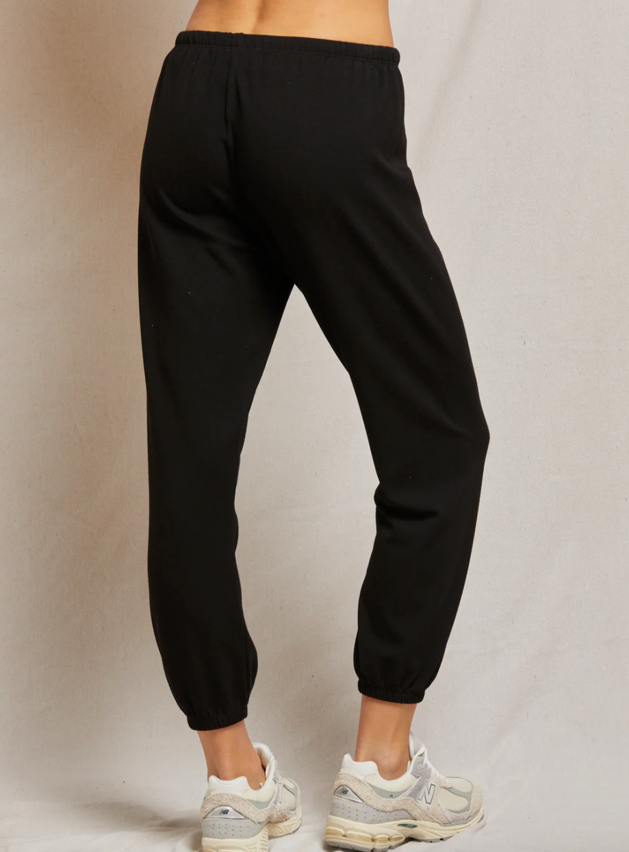 Leah Travel Jogger True Black