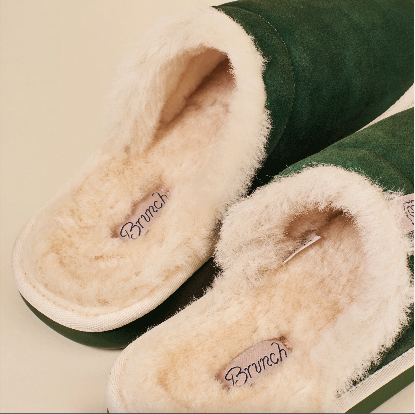 Essential Suede Shearling Moss