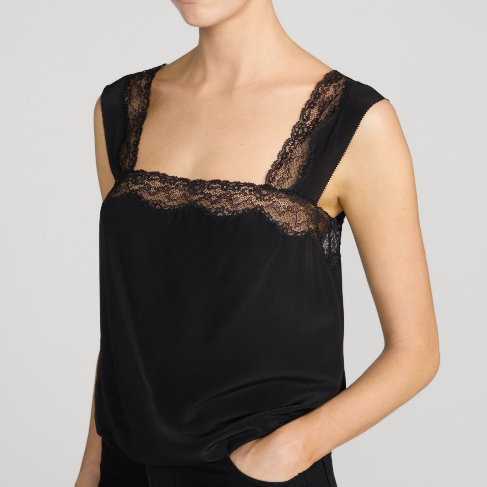 The Chandelier Cami Black