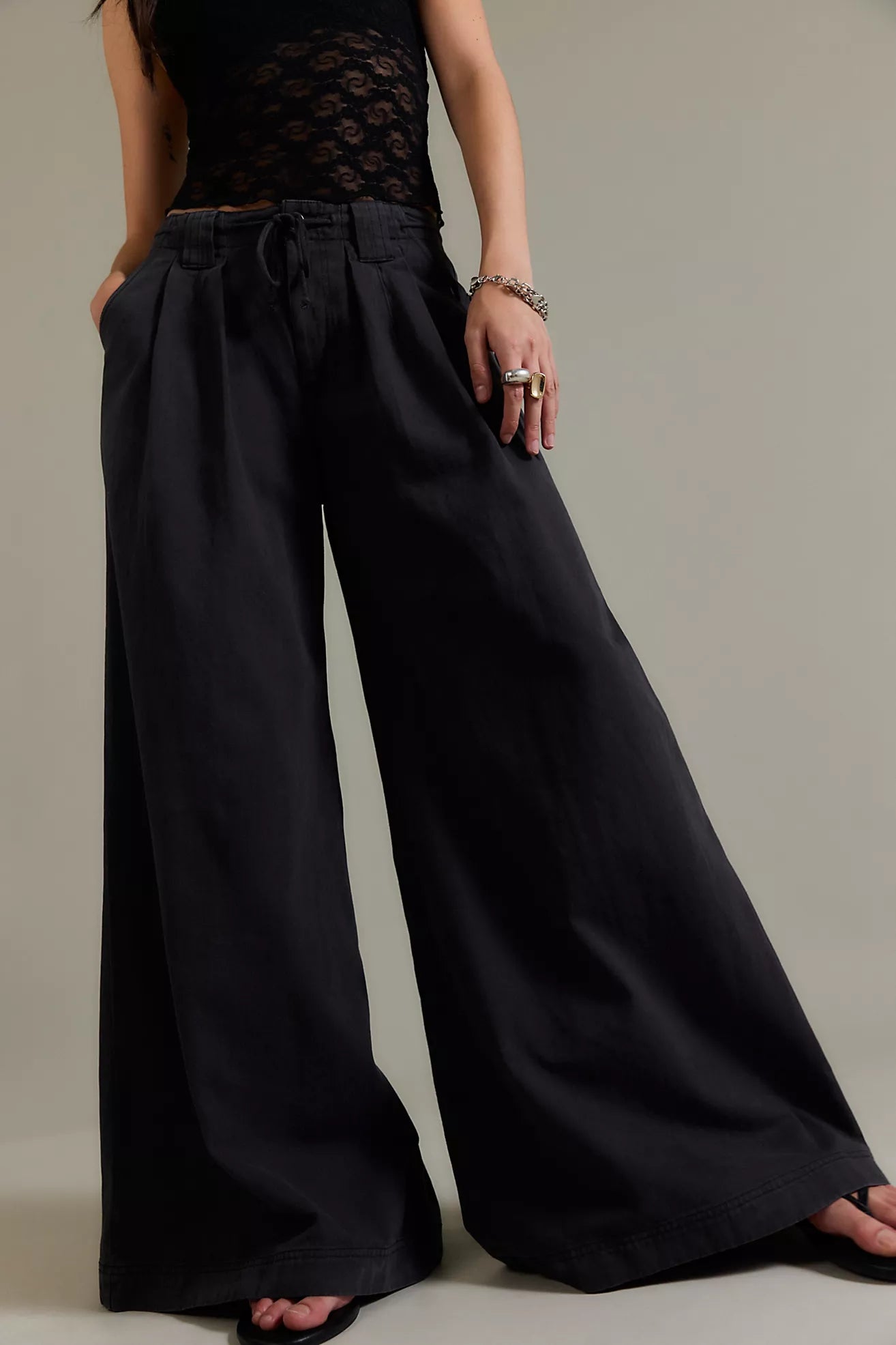 Julien Wide Leg Washed Black
